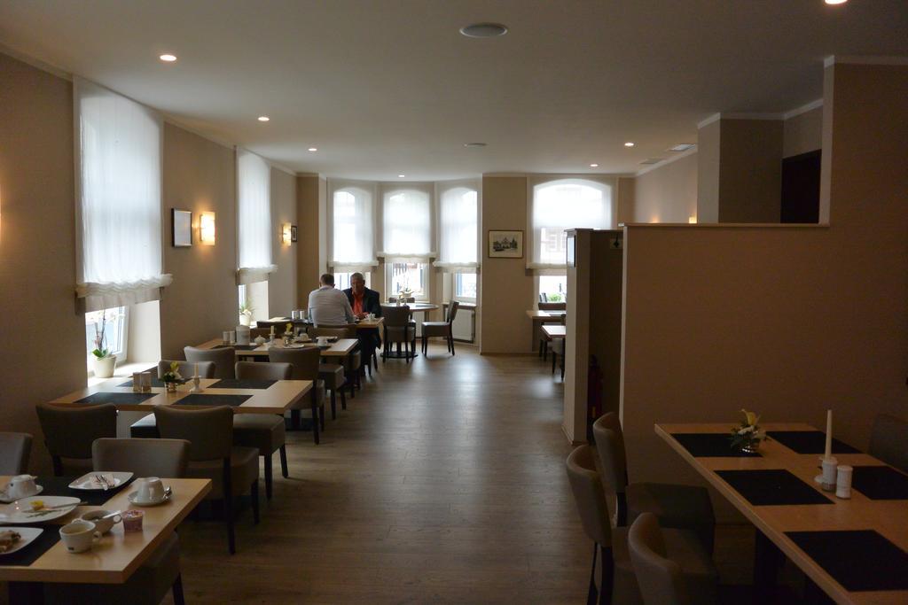 Hotel Deutsches Haus Blomberg  Ngoại thất bức ảnh