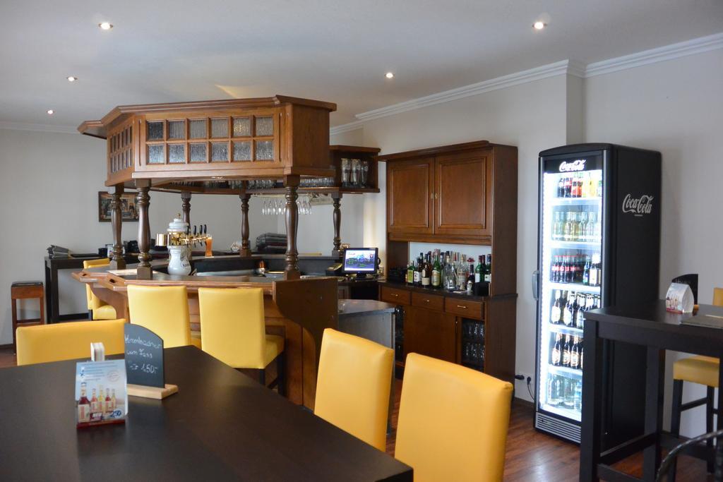 Hotel Deutsches Haus Blomberg  Ngoại thất bức ảnh
